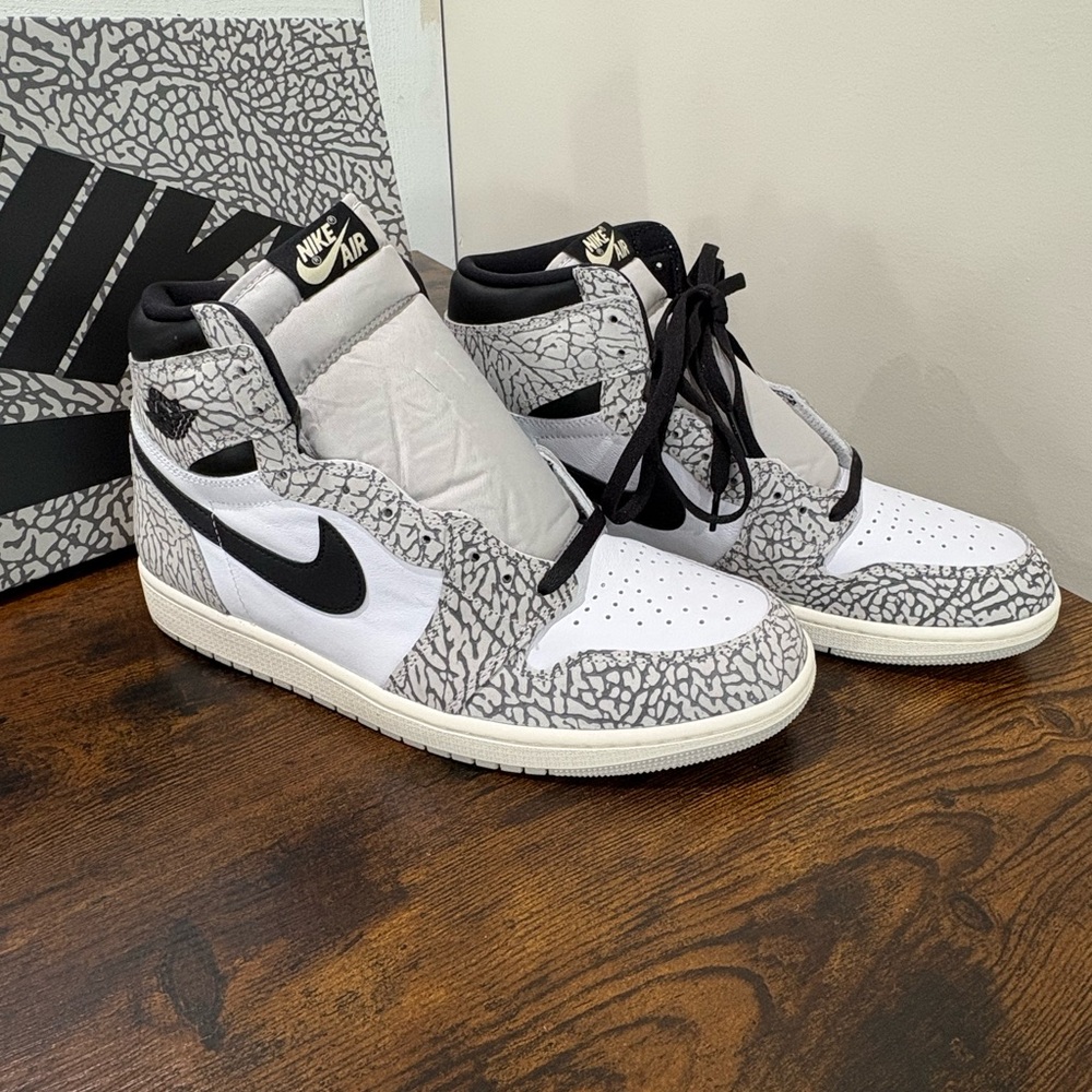 Nike Air Jordan Retro Elephant Print Sneakers